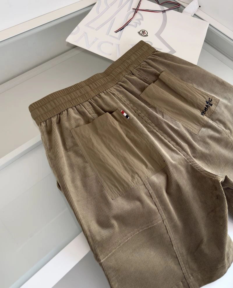 Moncler Short Pants Sporty 140142