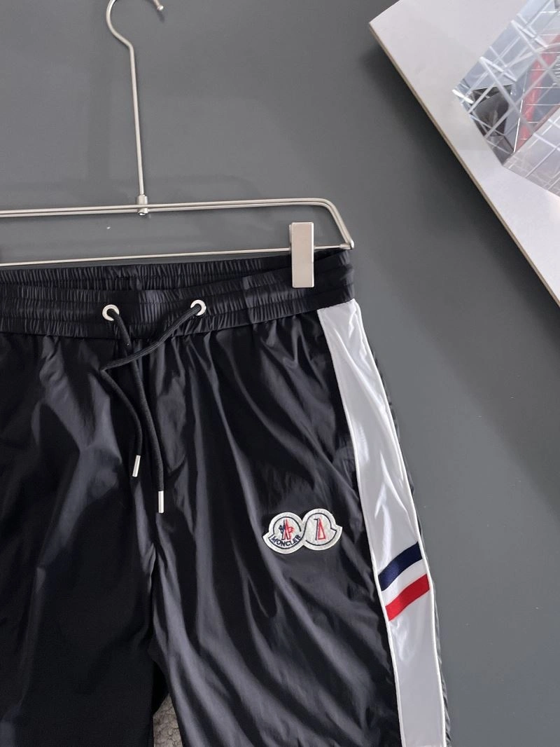 Contemporary Moncler Short Pants 140133