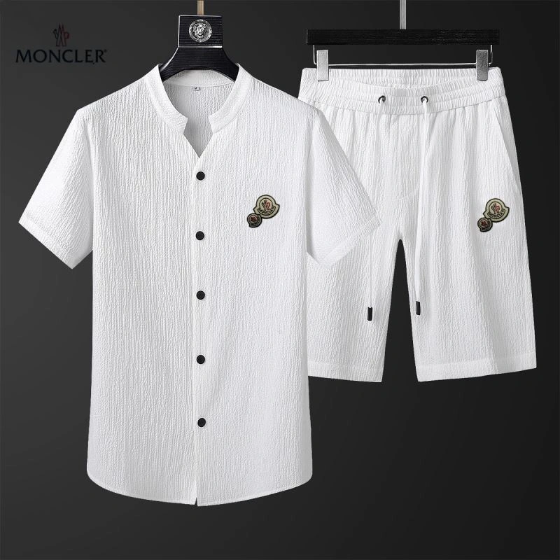 Durable Moncler Short Suits 139823