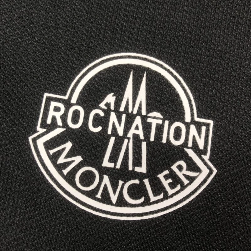 Unisex Moncler Short Suits 143198