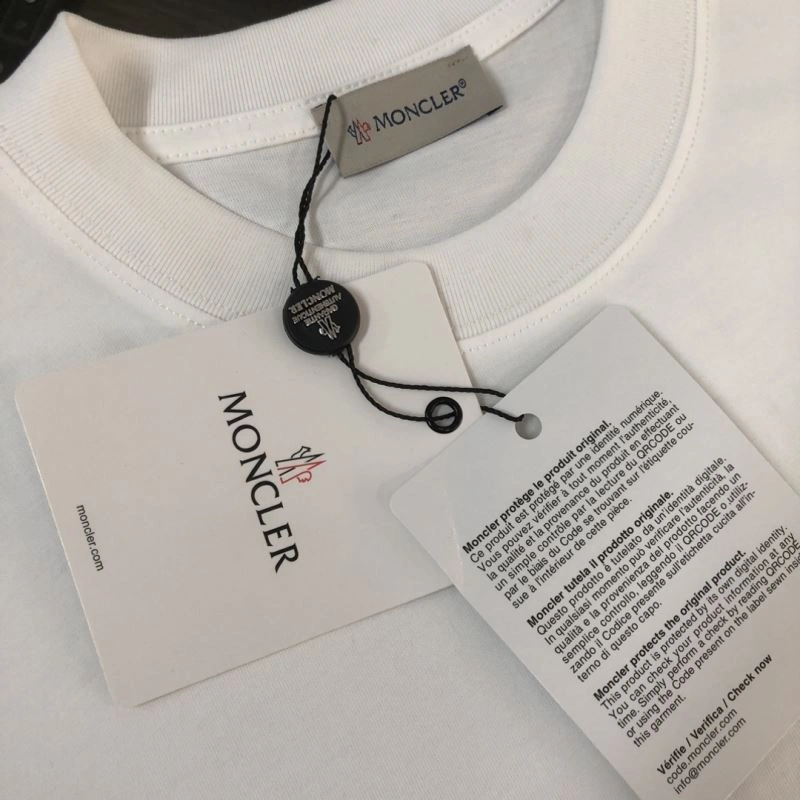 FreshLook Moncler Short Suits 143197