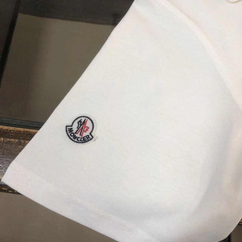 Moncler Short Suits Stretchable 143194