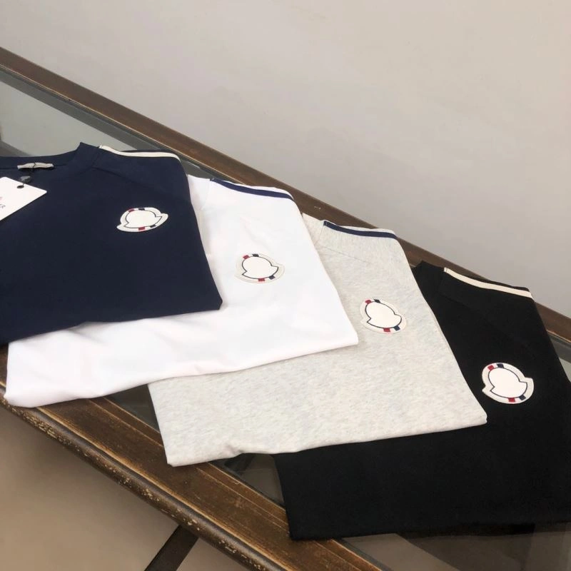 Moncler Short Suits Contemporary 143189