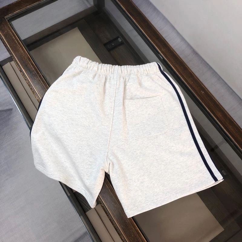 Comfortable Moncler Short Suits 143183