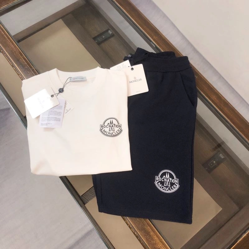 Moncler Short Suits HighQuality 143186