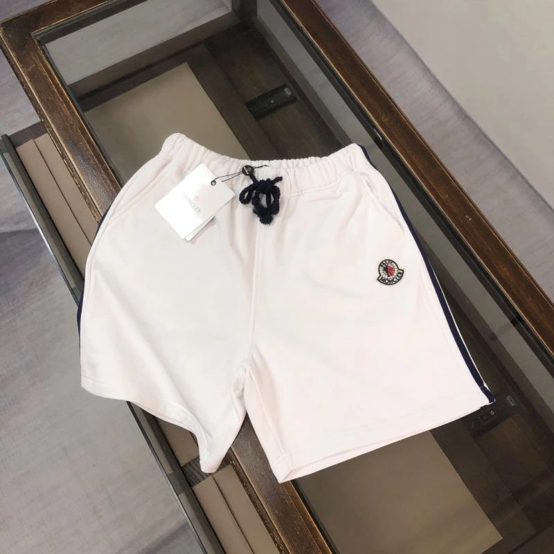Durable Moncler Short Suits 143177