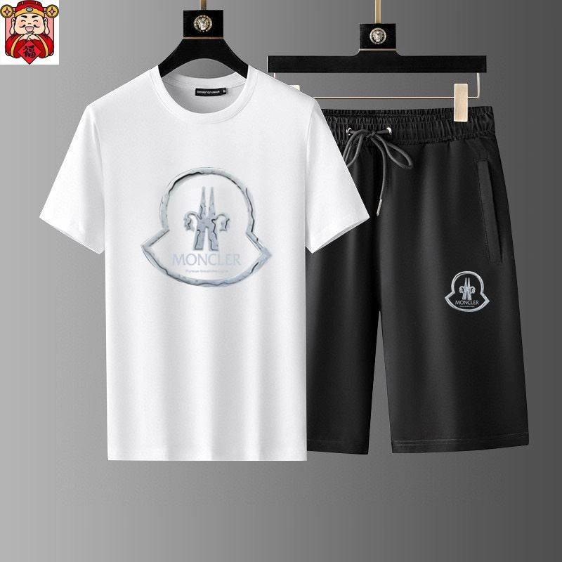 Moncler Short Suits Durable 142319