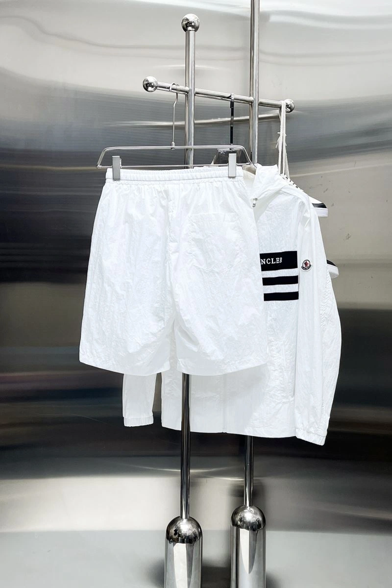 Moncler Short Suits HighPerformance 142318