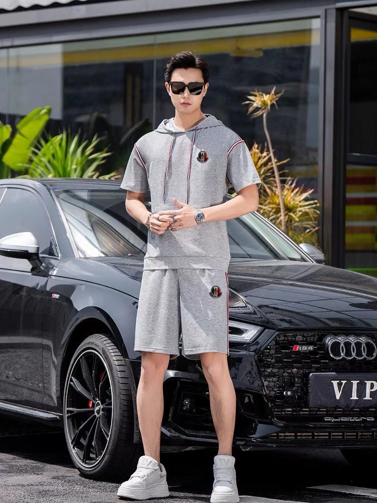 Efficient Moncler Short Suits 141789
