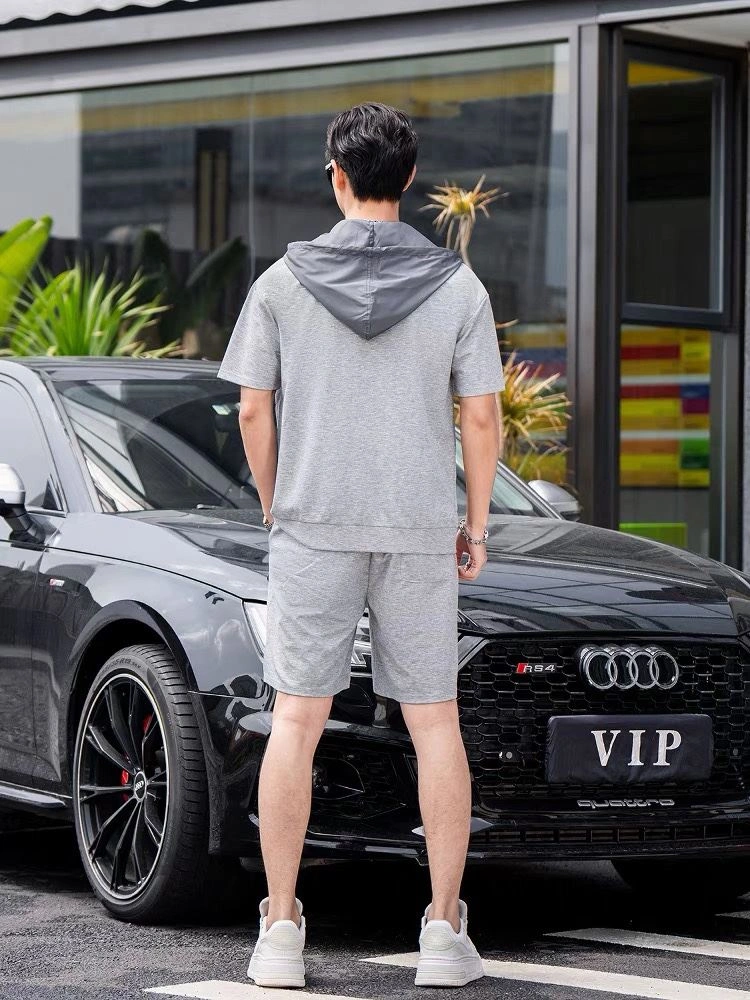 Efficient Moncler Short Suits 141789