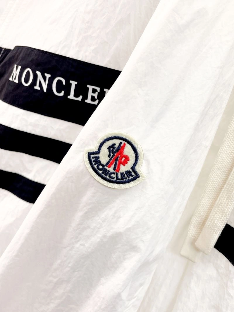 Moncler Short Suits FashionForward 141803