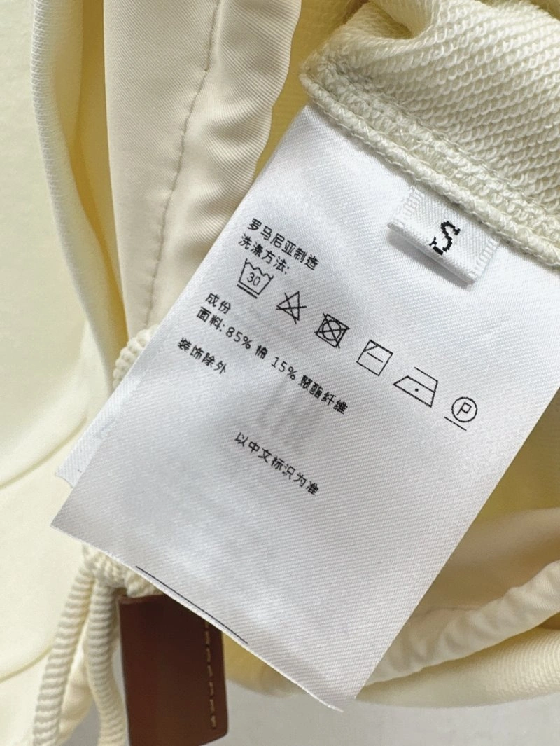 BestValue Moncler Short Suits 139581
