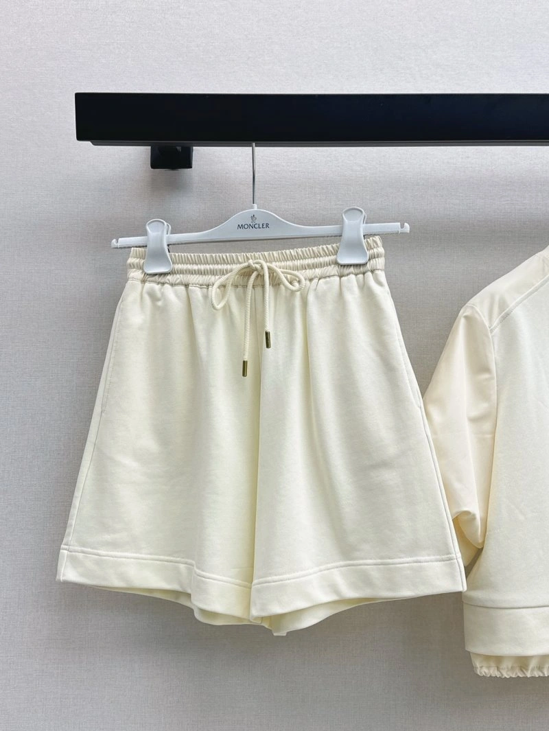 BestValue Moncler Short Suits 139581