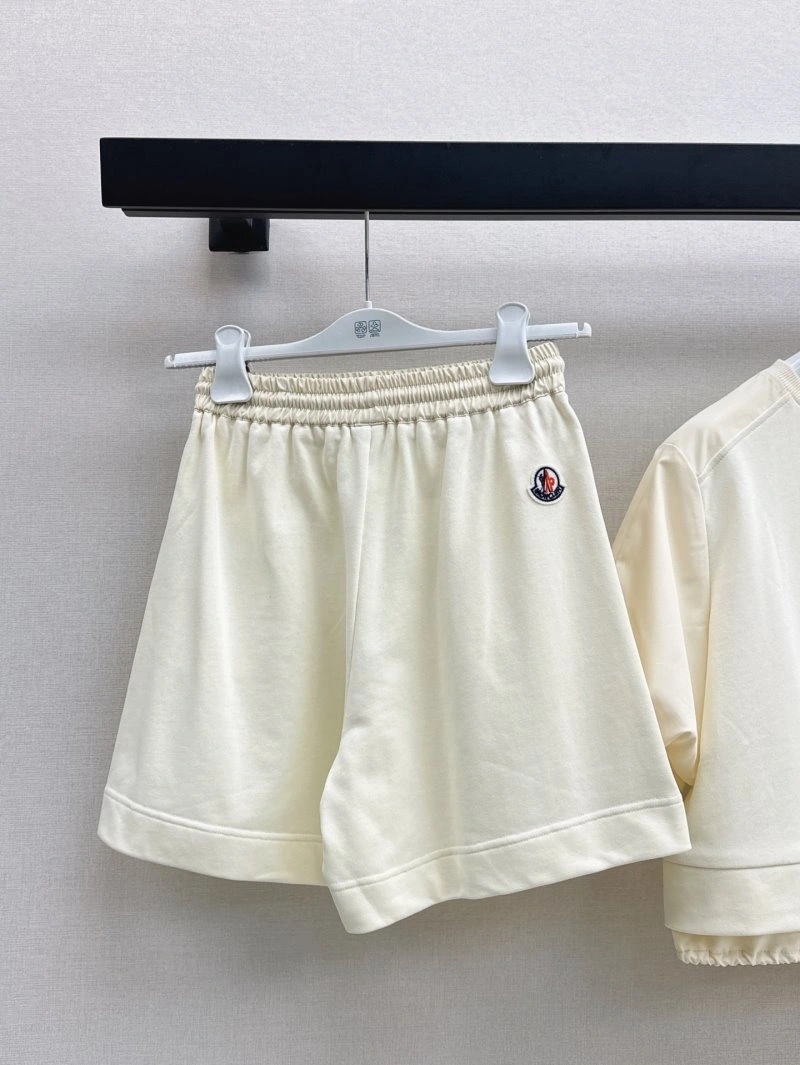 BestValue Moncler Short Suits 139581
