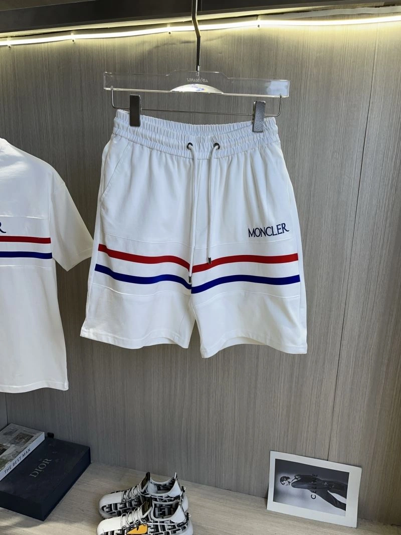 Moncler Short Suits Timeless 141125