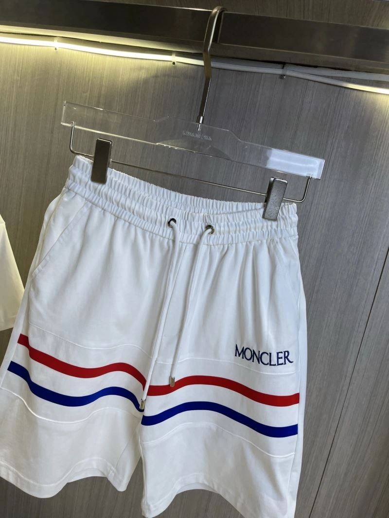 Moncler Short Suits Timeless 141125