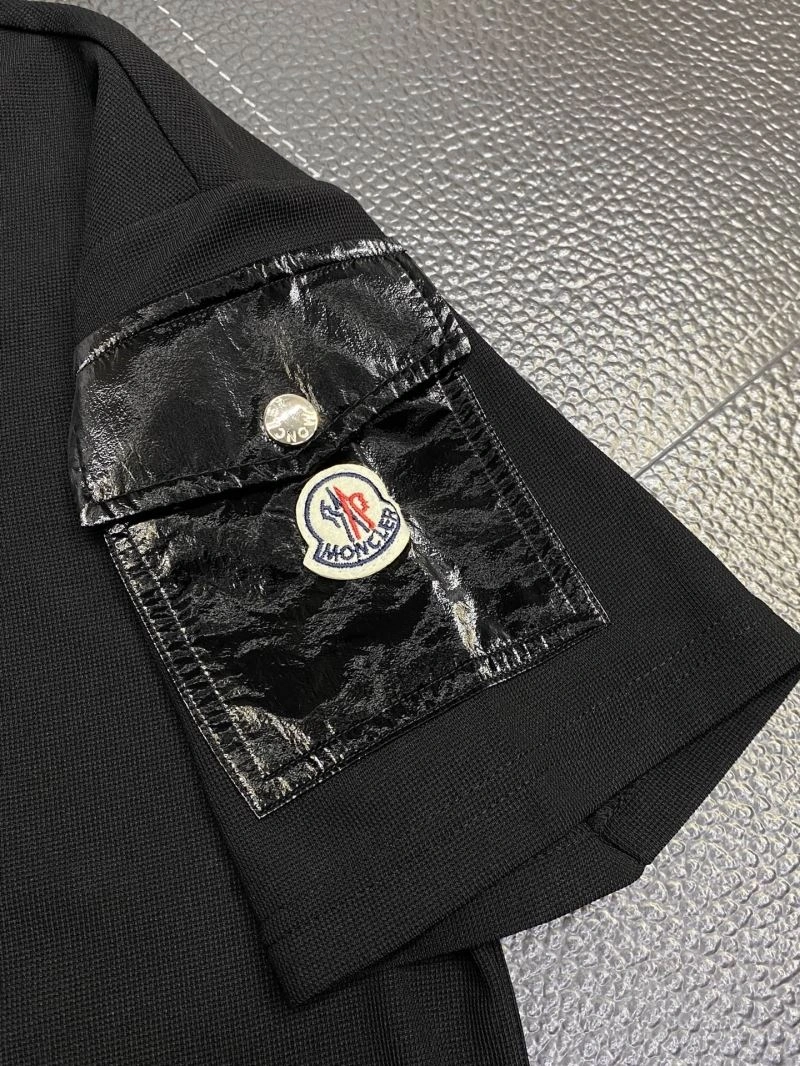 WellDesigned Moncler Short Suits 140597