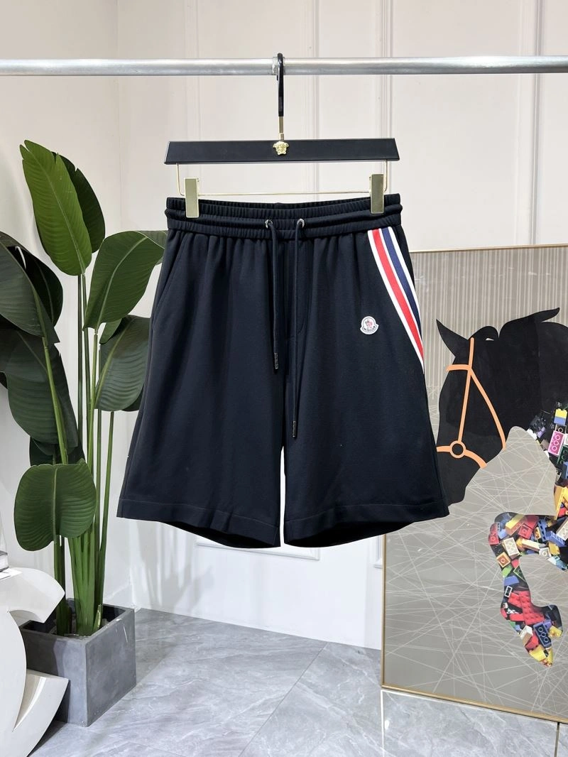 Packable Moncler Short Suits 140594
