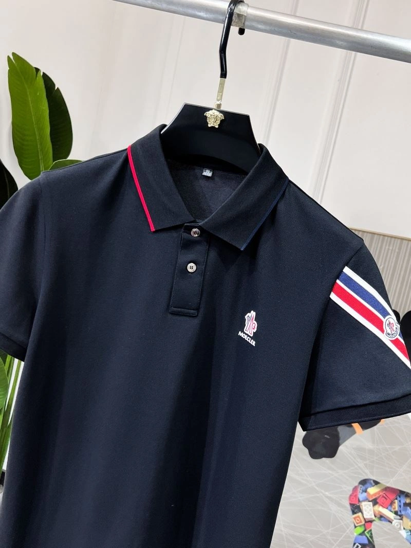 Packable Moncler Short Suits 140594