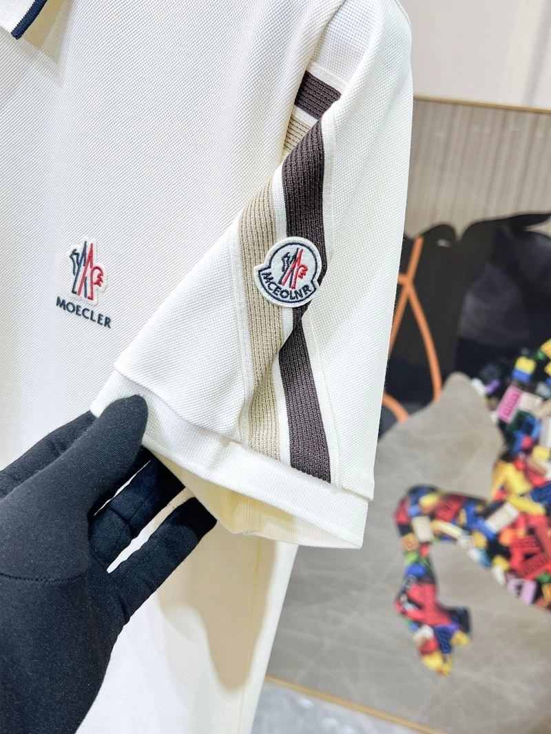 Sustainable Moncler Short Suits 140604