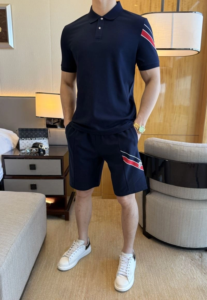 Moncler Short Suits Seasonal 140606