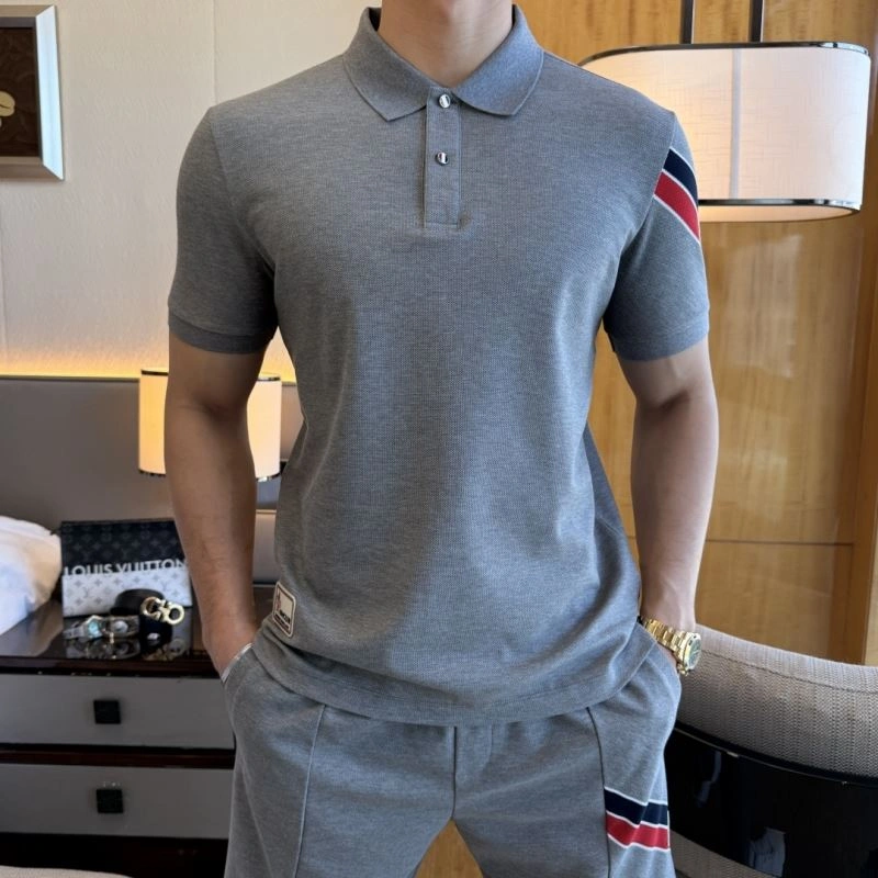 Moncler Short Suits SmoothTexture 140585