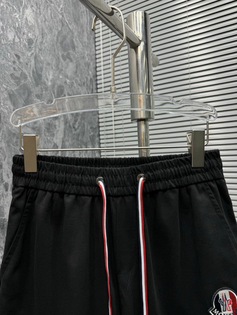 Timeless Moncler Short Suits 140590
