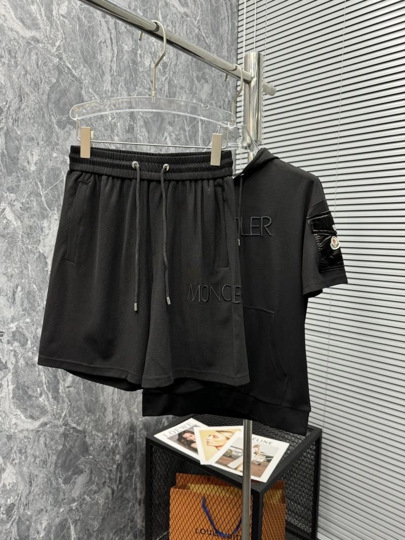 Vibrant Moncler Short Suits 140608