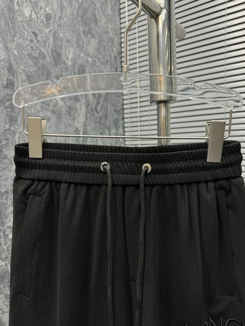 Vibrant Moncler Short Suits 140608