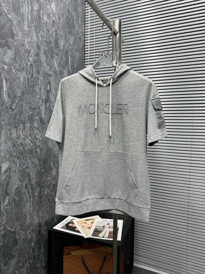 FlexibleFit Moncler Short Suits 140601
