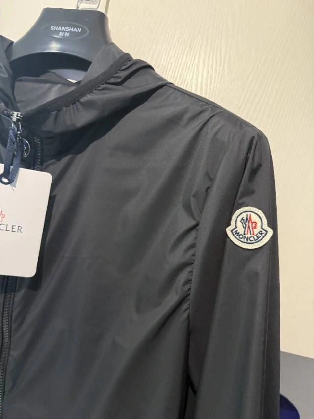 Moncler Sunscreen Jacket TechFriendly 143163