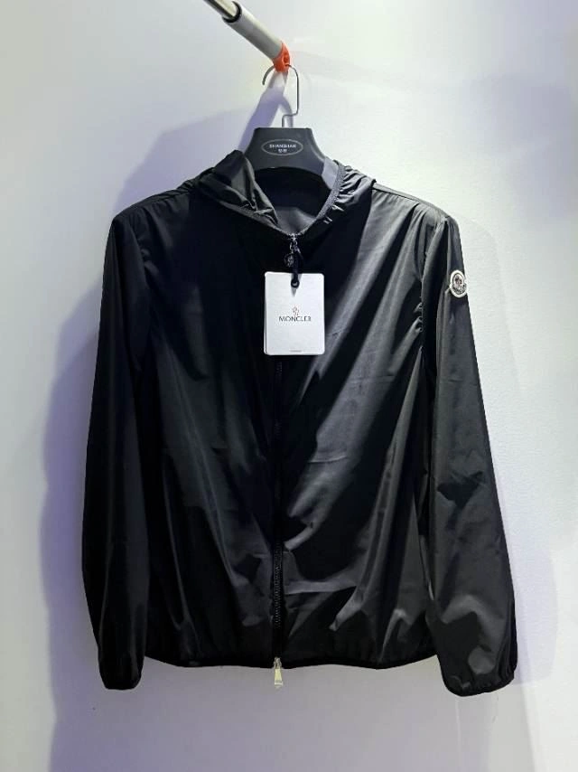 Moncler Sunscreen Jacket TechFriendly 143163