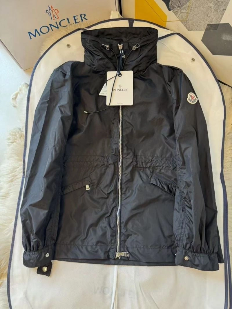 Moncler Sunscreen Jacket Breathable 143179