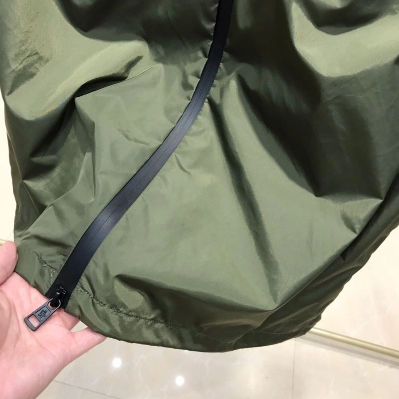 Moncler Sunscreen Jacket Stretchable 143165