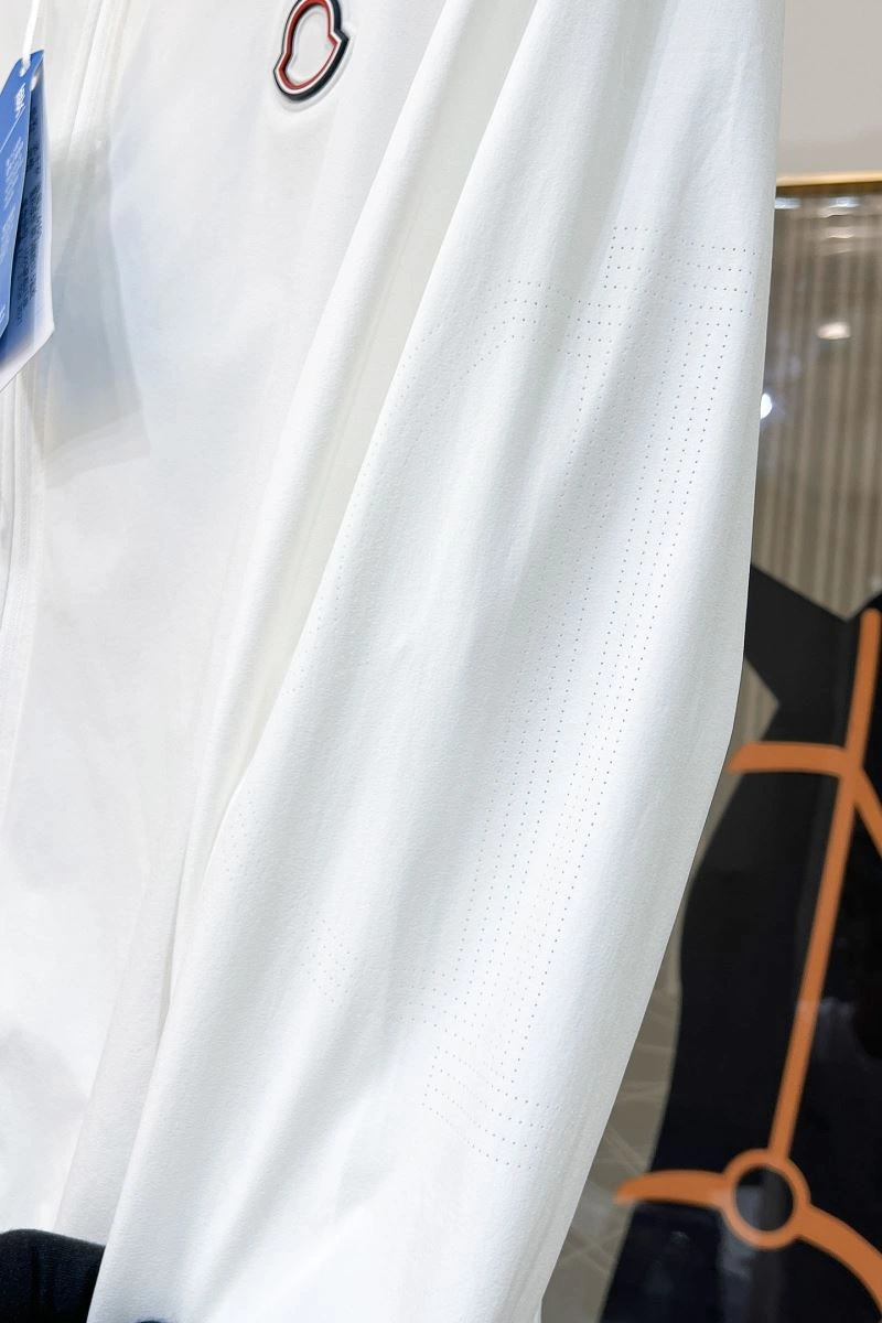 Durable Moncler Sunscreen Jacket 141510