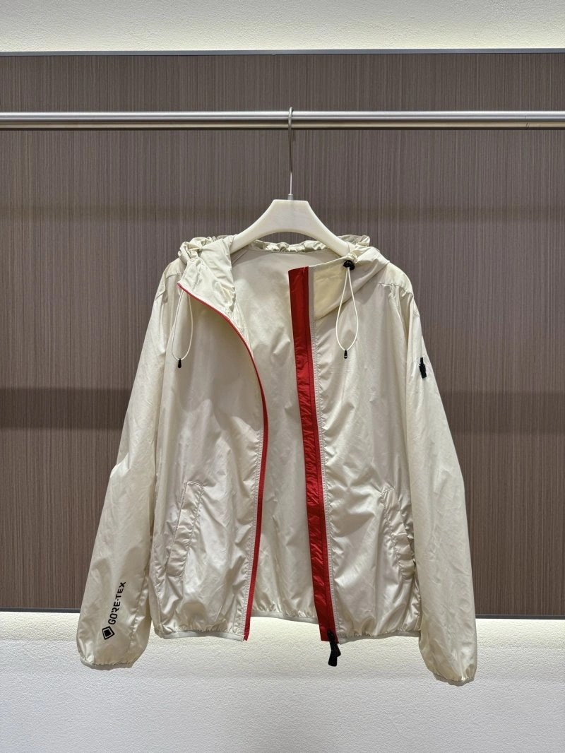 Compact Moncler Sunscreen Jacket 139713