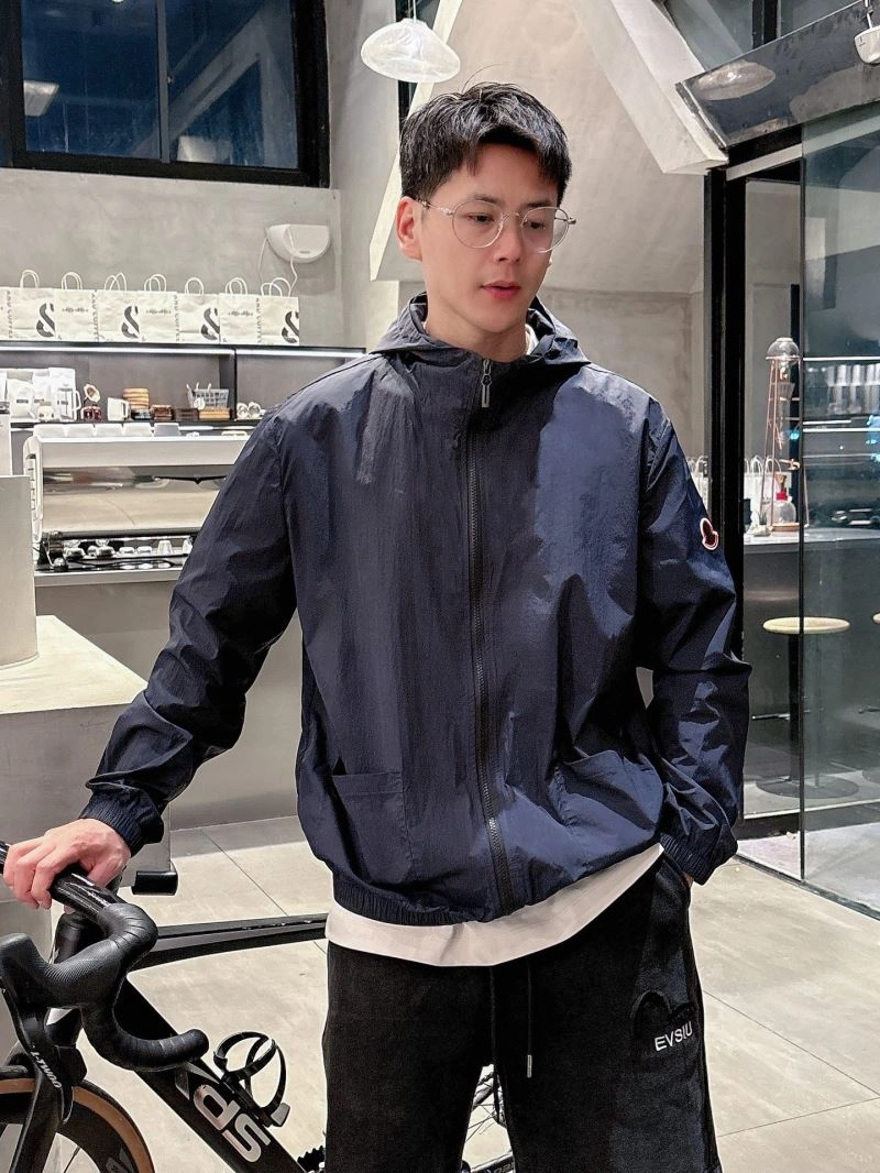 Moncler Sunscreen Jacket Snug 140123