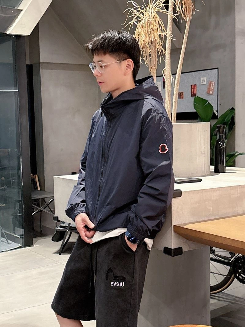 Moncler Sunscreen Jacket Snug 140123