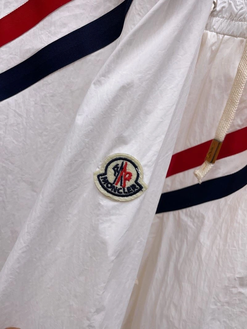 Moncler Sunscreen Jacket Neat 140114