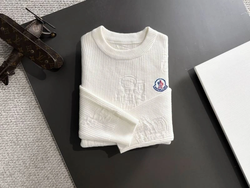 Chic Moncler Sweaters 142740