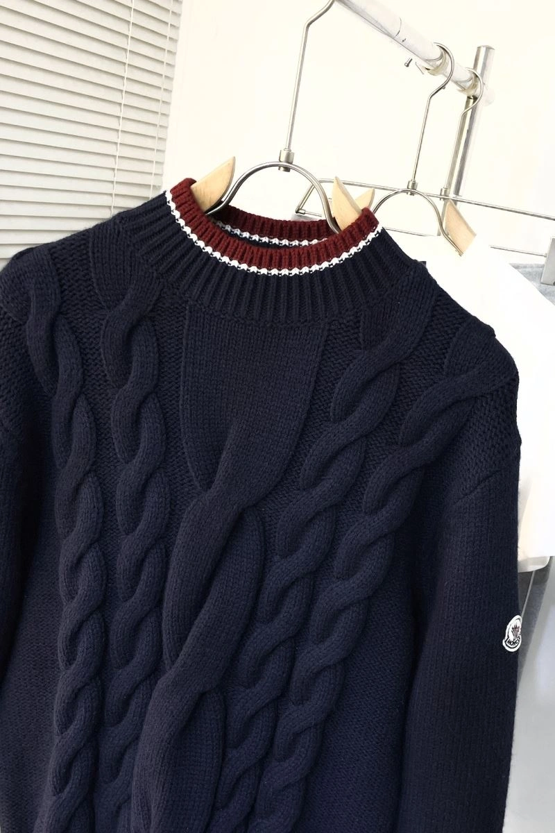 Moncler Sweaters Supportive 143173