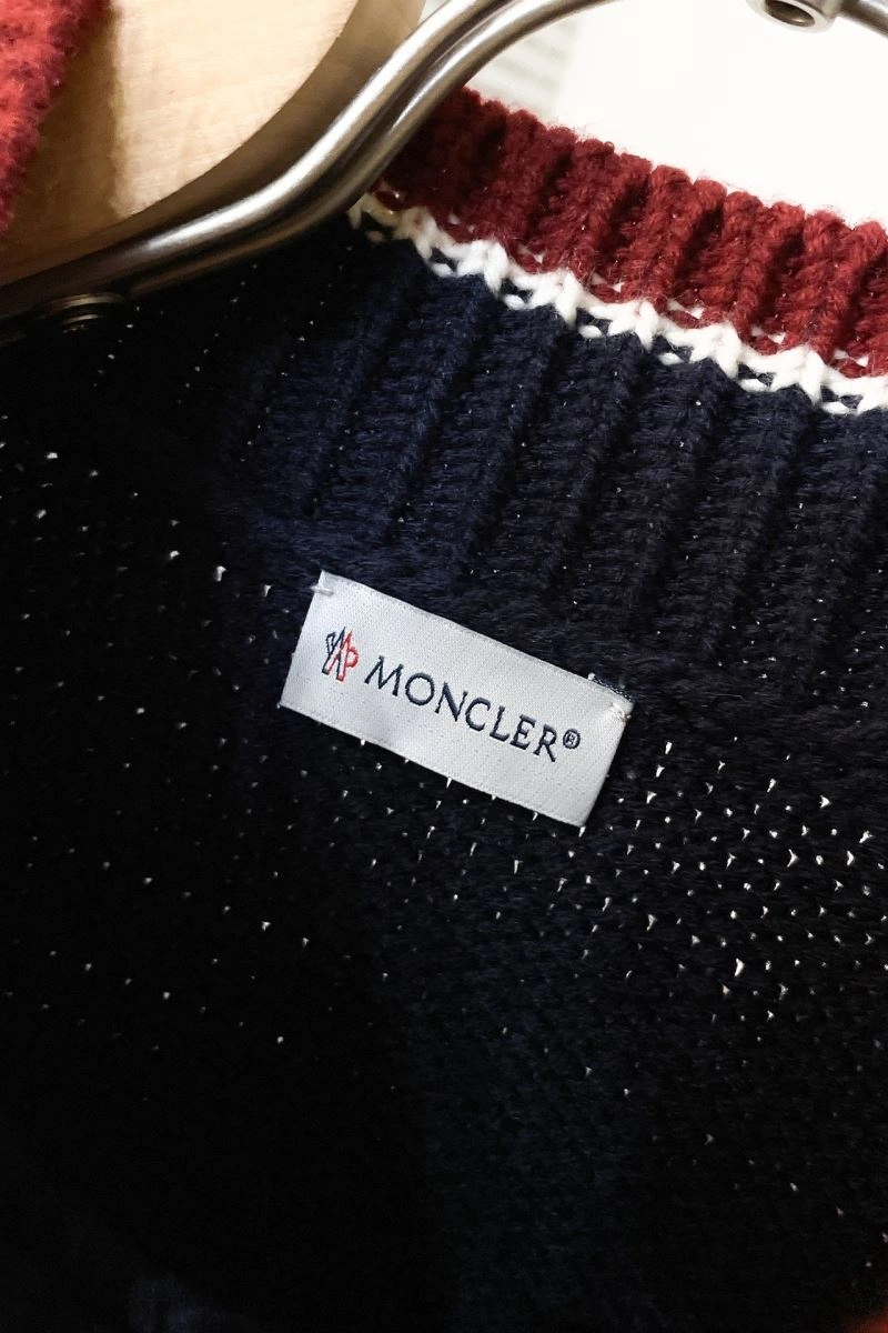 Moncler Sweaters Supportive 143173