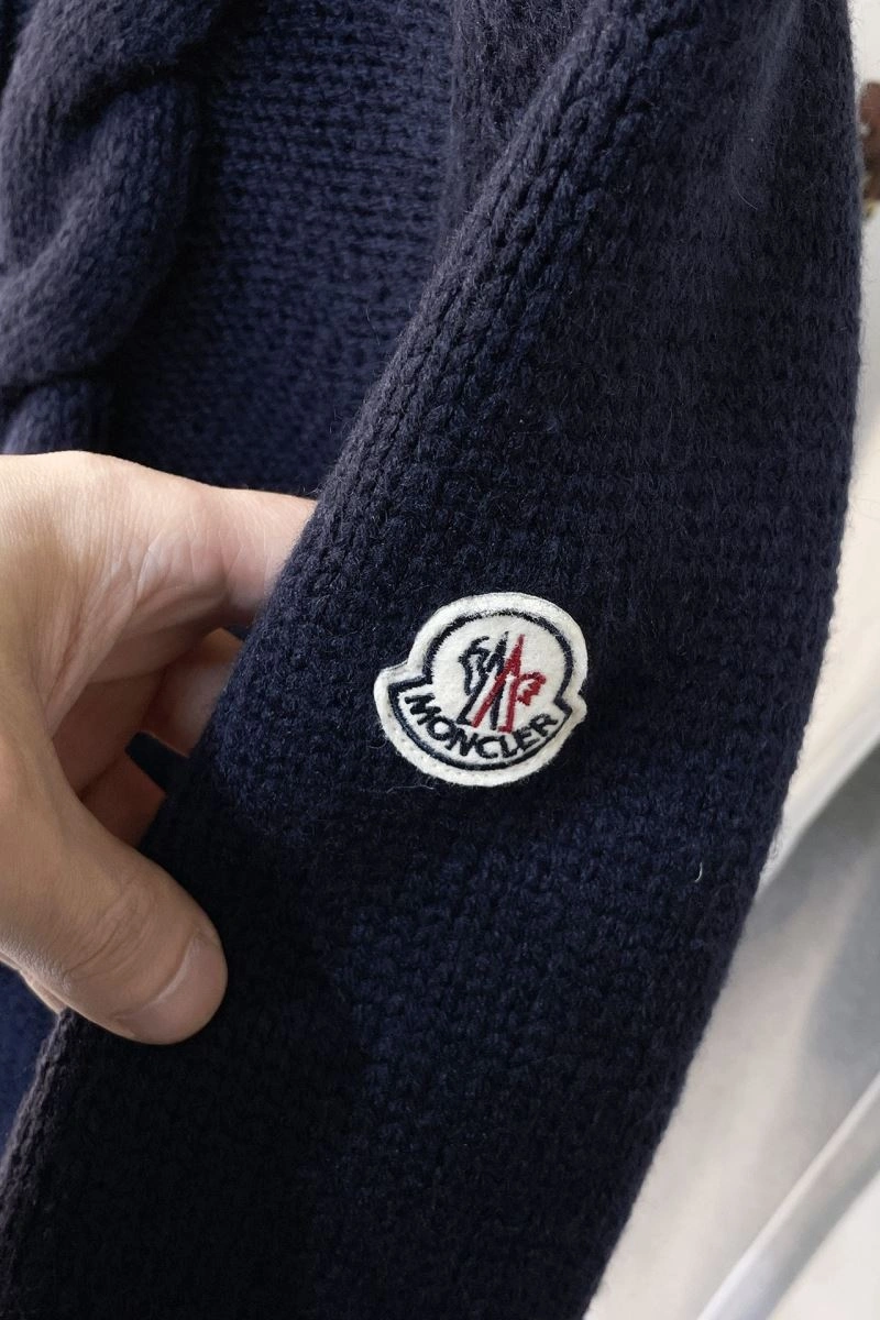 Moncler Sweaters Supportive 143173
