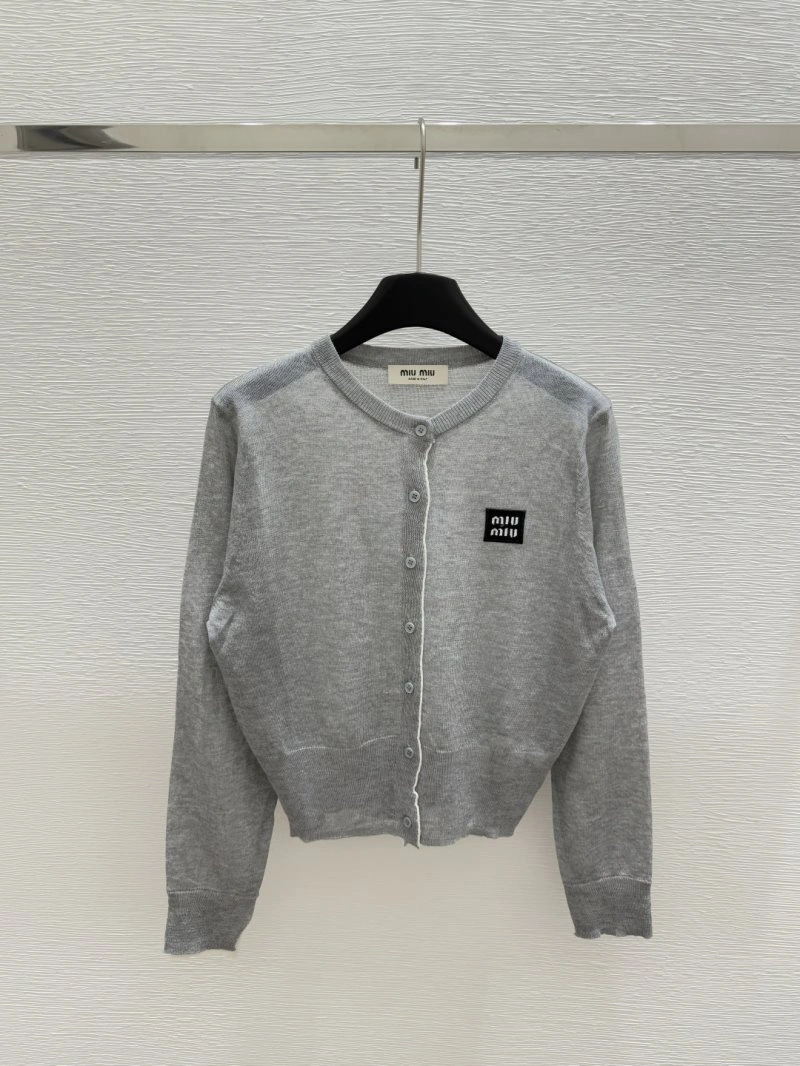 Resilient Moncler Sweaters 139589
