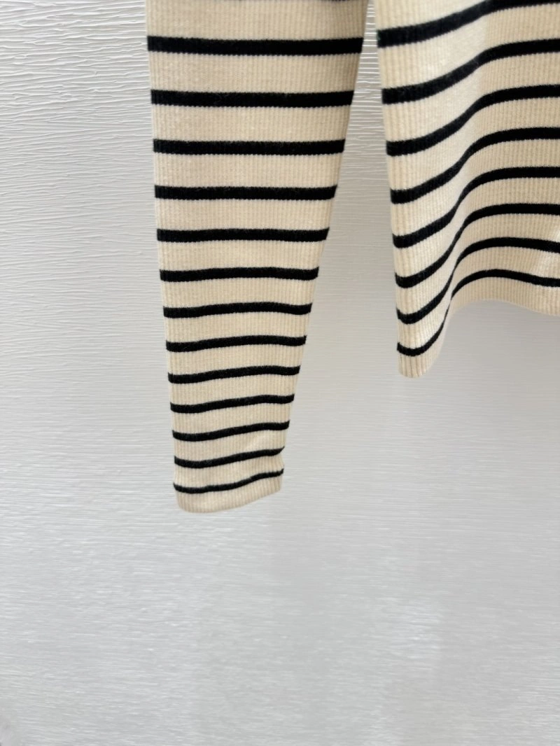 Moncler Sweaters Stretchable 139585