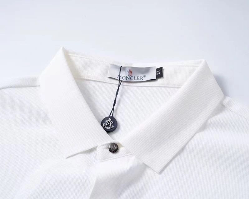 Moncler T-Shirts SmoothTexture 143756