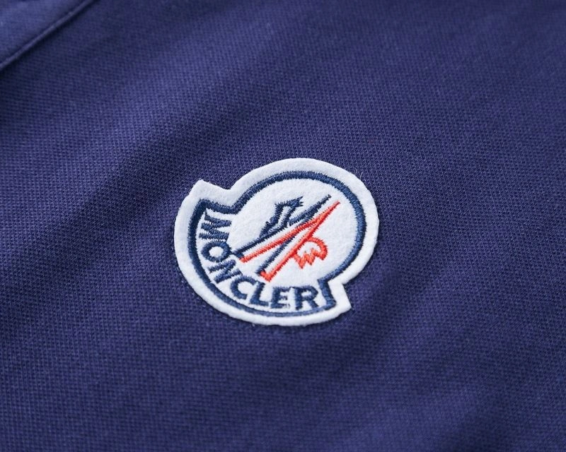 Moncler T-Shirts Cozy 139924