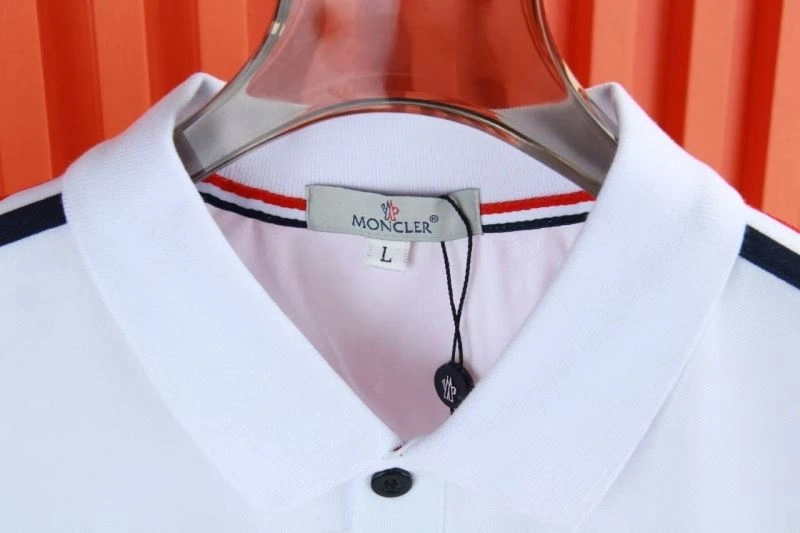Classic Moncler T-Shirts 139922