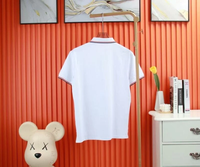 Supportive Moncler T-Shirts 139917