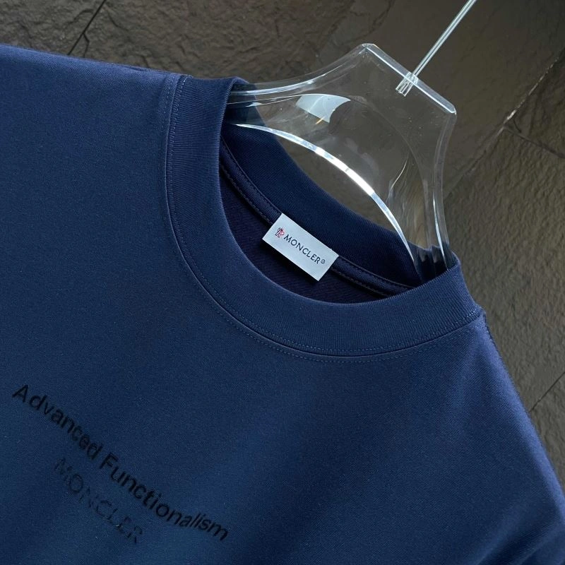 Neat Moncler T-Shirts 142858